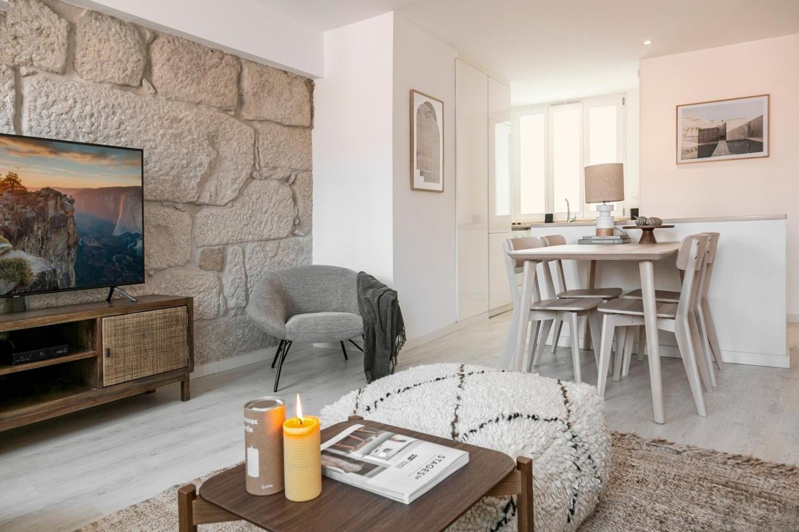 Modern 2-bed With View To Clerigos Tower Casa de Férias